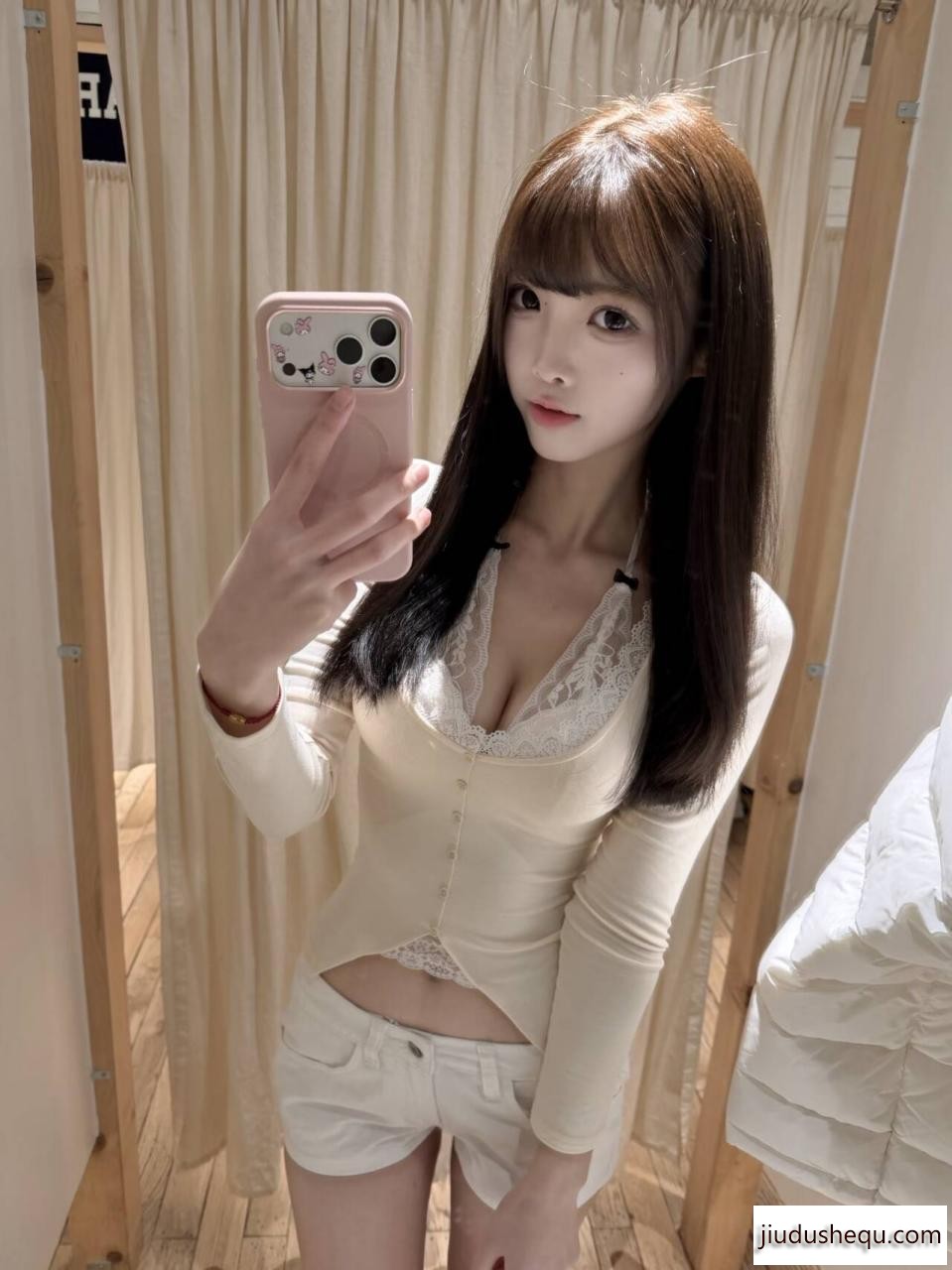 2FE6E0301F0B268B819C14CB46D56762.jpg